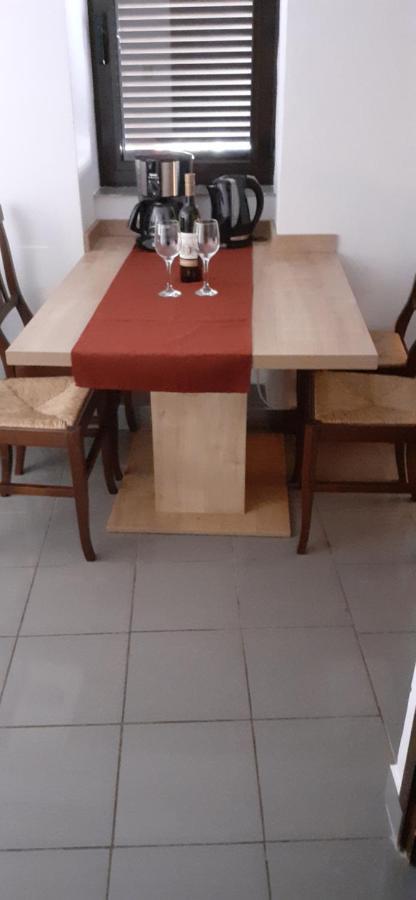 Old Town Baska Appartement Buitenkant foto
